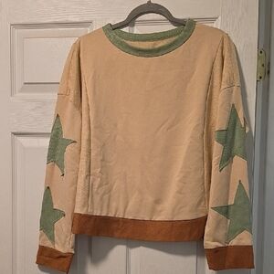 Beige Sweatshirt with Green Star Sleeves